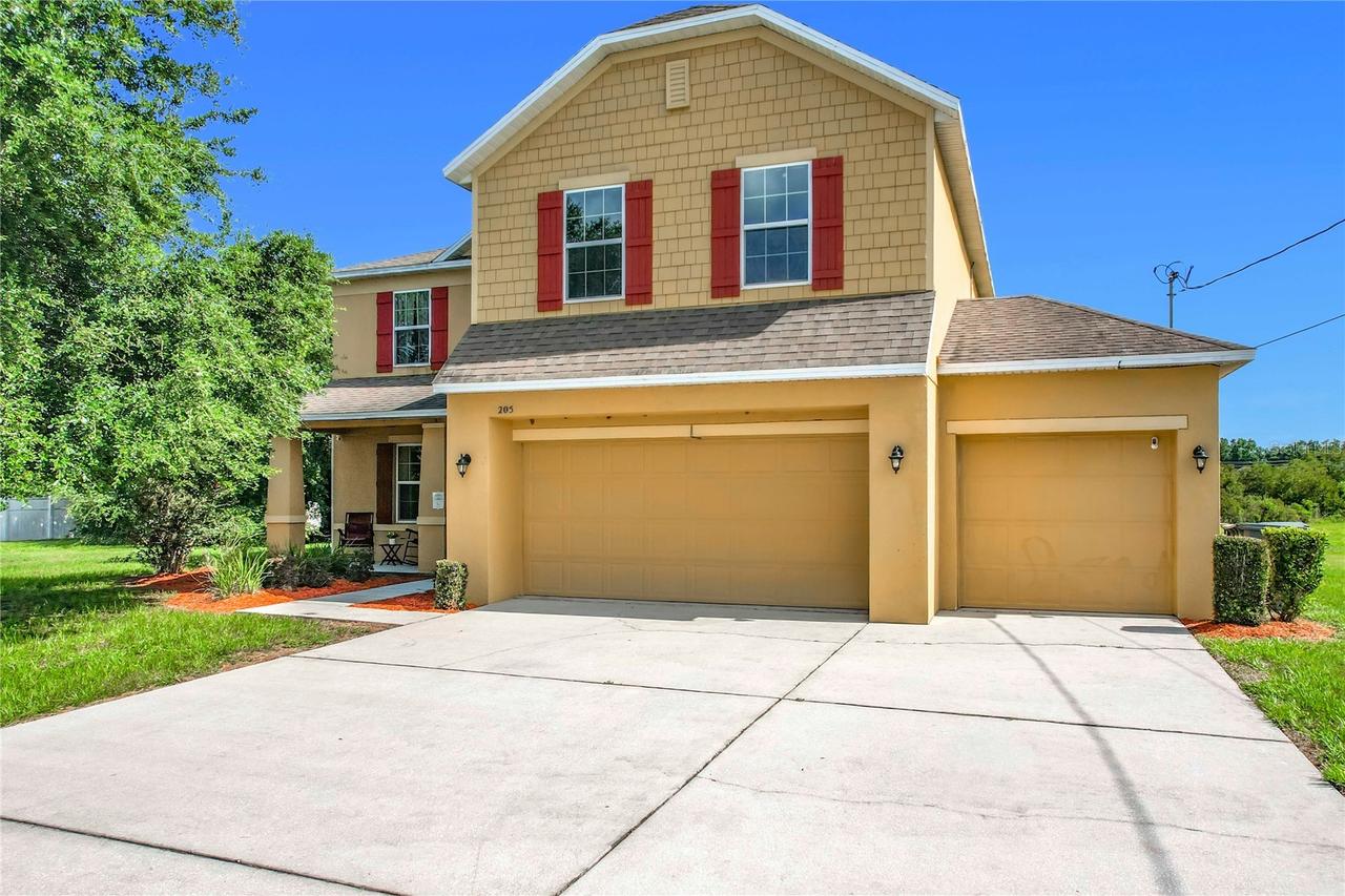 205 Tifton St., Winter Haven, FL 33880
