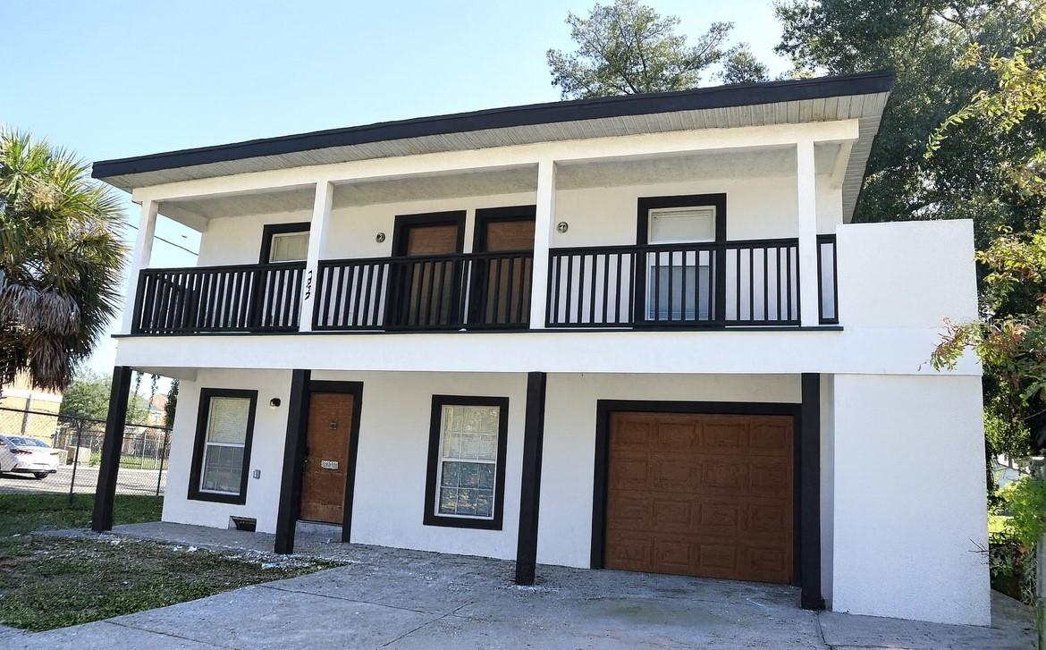 1045 W Gore St., Orlando, FL 32805