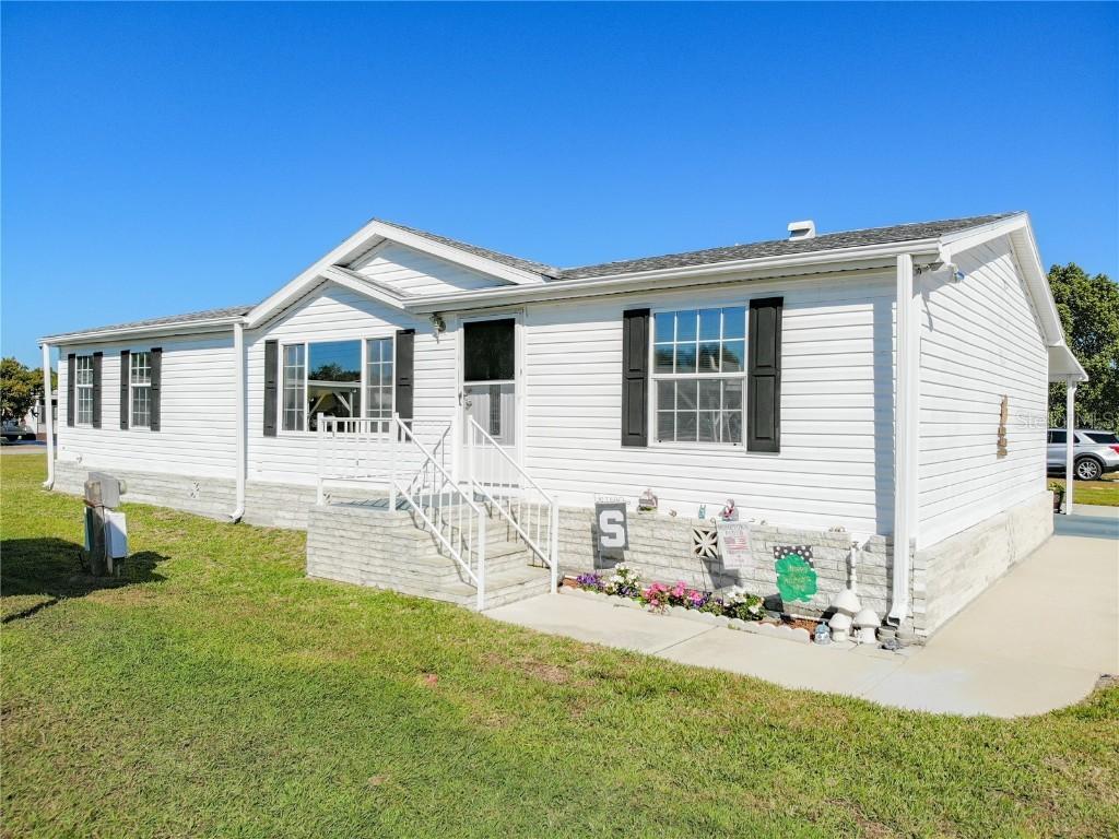 157 Orangewood Dr., Lake Wales, FL 33898