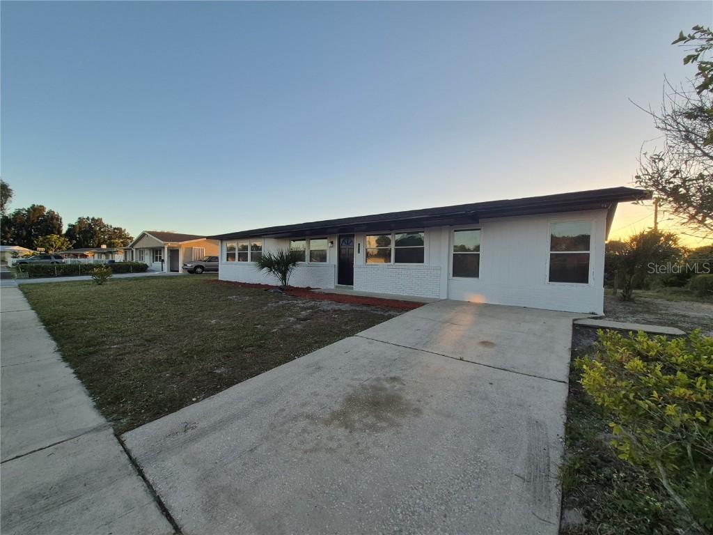 980 Bacon Cir., Palm Bay, FL 32905