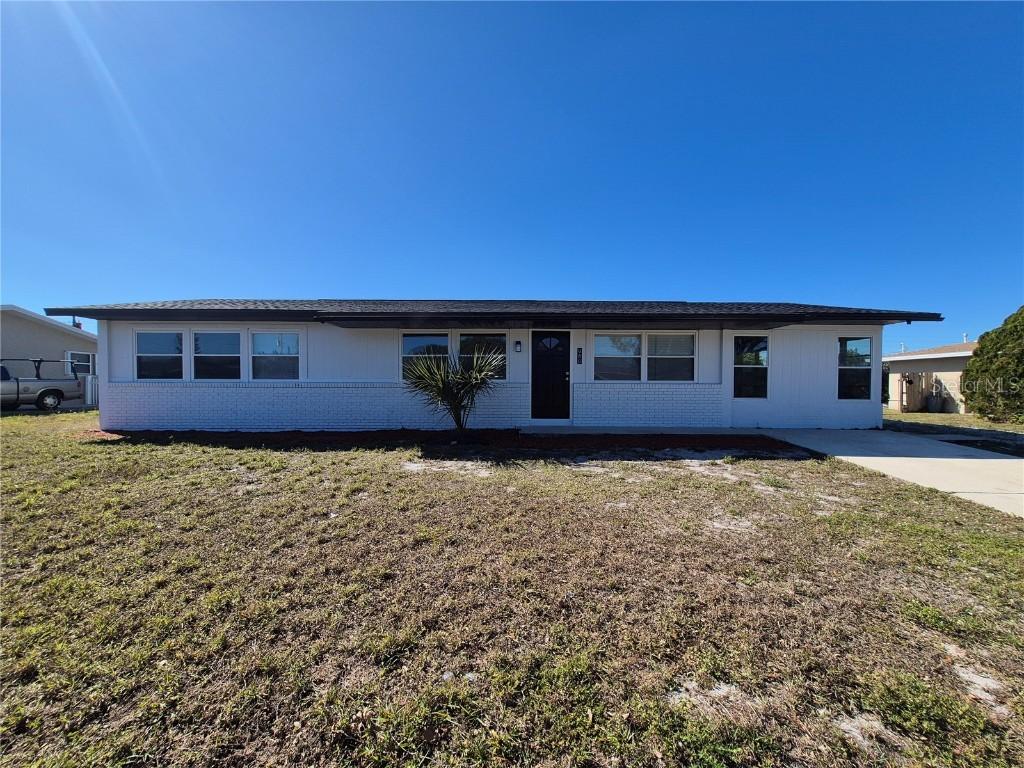 980 Bacon Cir., Palm Bay, FL 32905