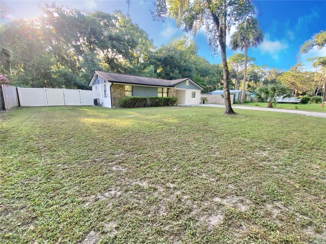 2922 NE 6th Ave., Ocala, FL 34479