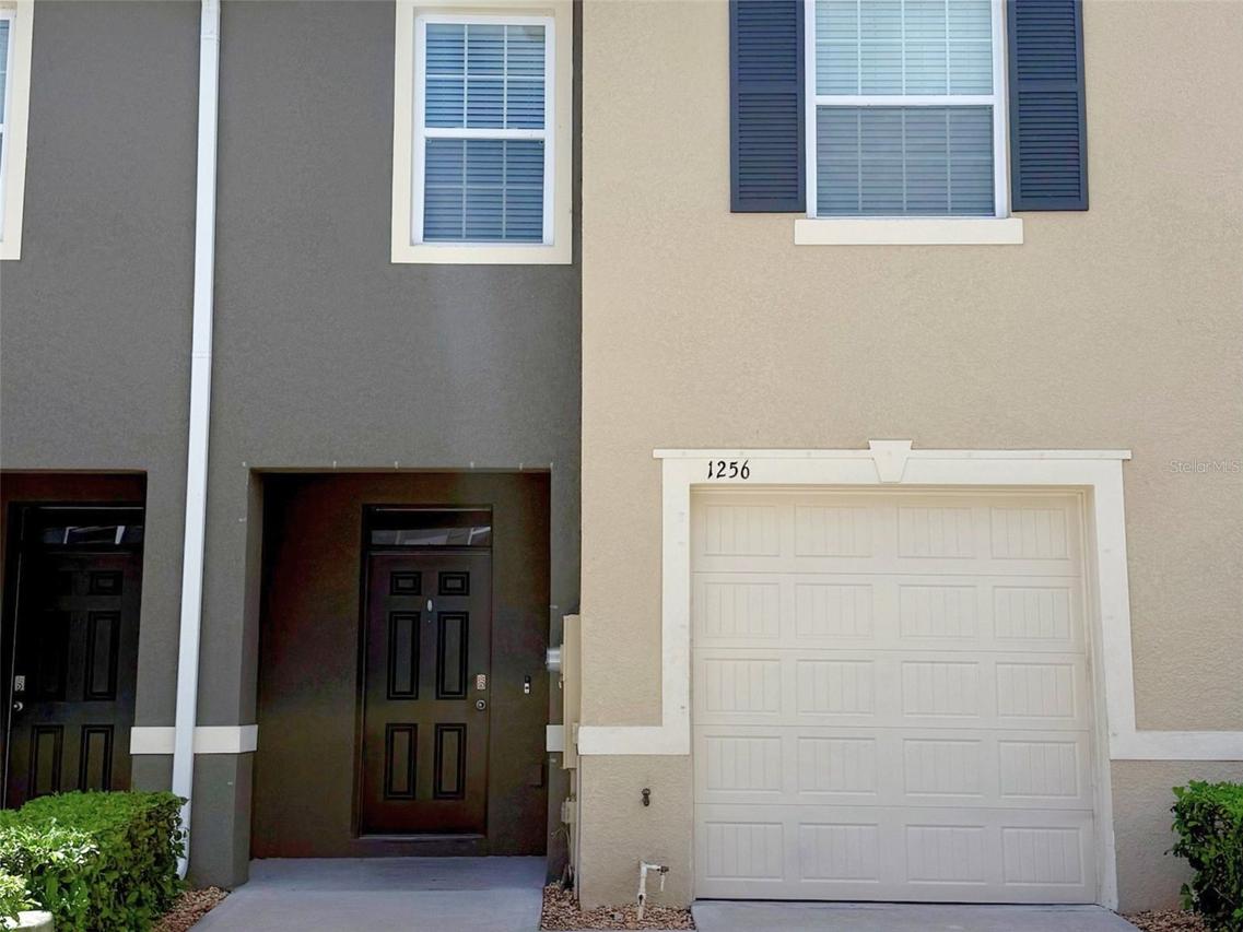 1256 Yellow Finch Dr., Davenport, FL 33837