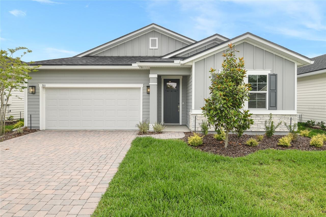 201 Enclave Ave., Palm Coast, FL 32164