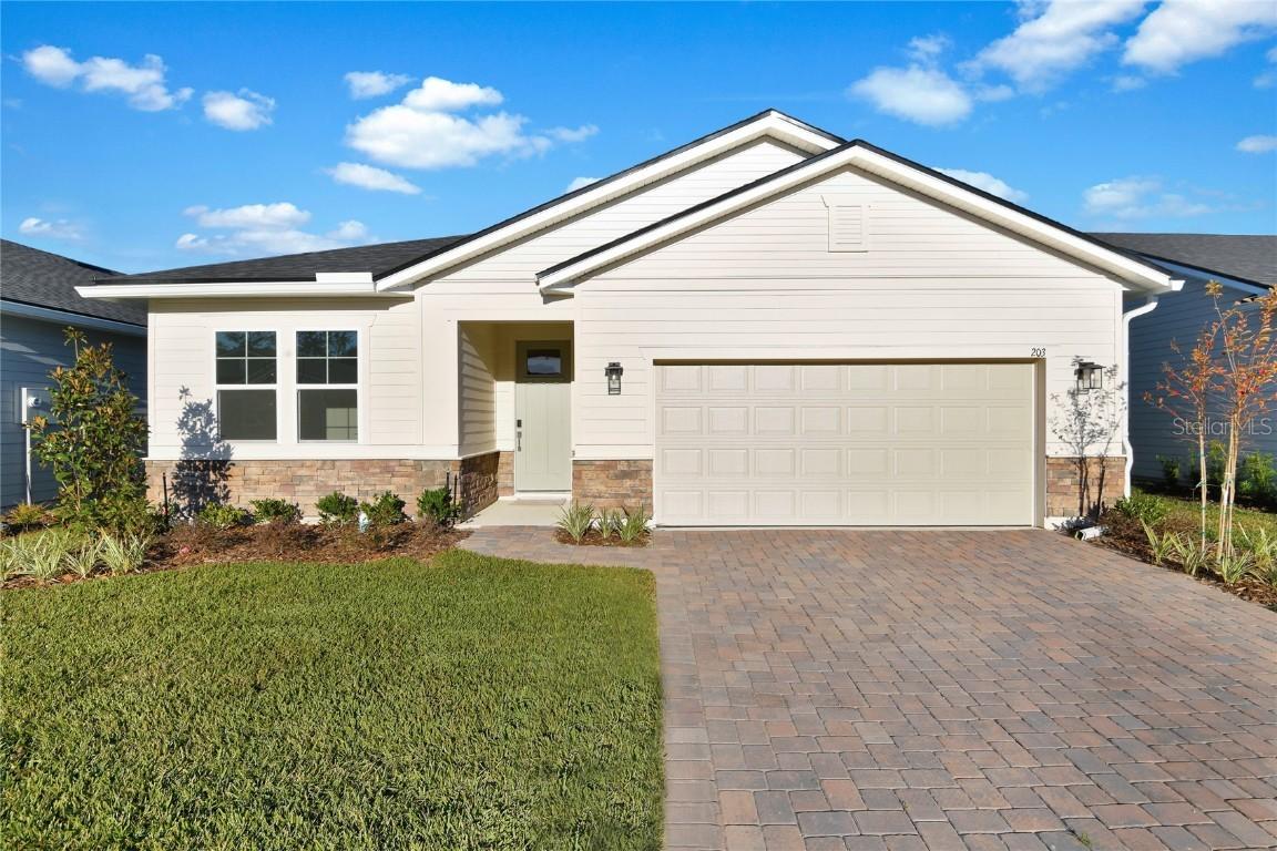 203 Enclave Ave., Palm Coast, FL 32164