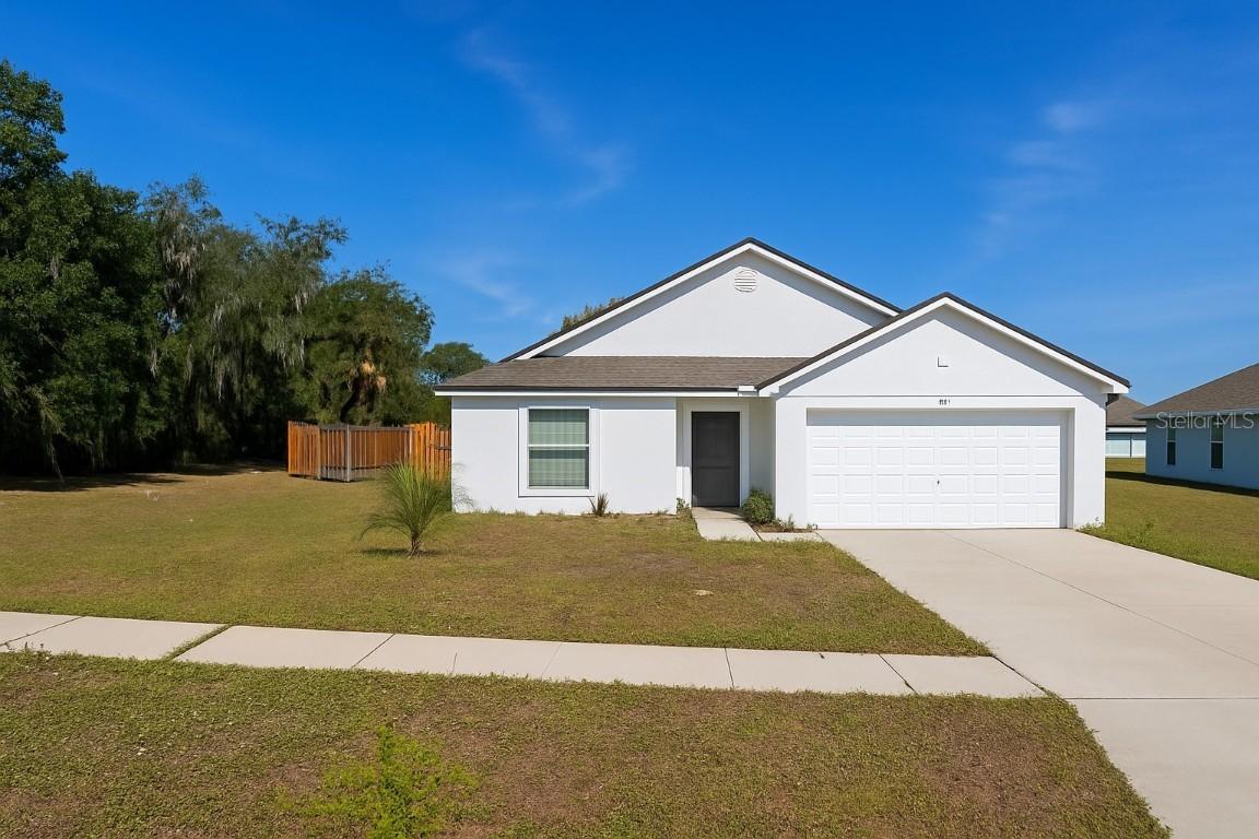 190 W 6th St., Frostproof, FL 33843