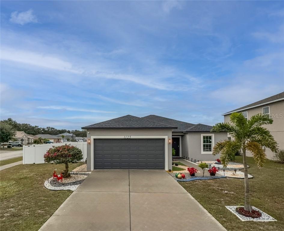 1125 Brenton Manor Dr., Winter Haven, FL 33881