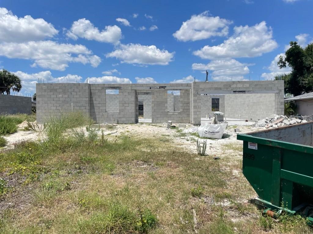 22120 Mamaroneck Ave., Port Charlotte, FL 33952