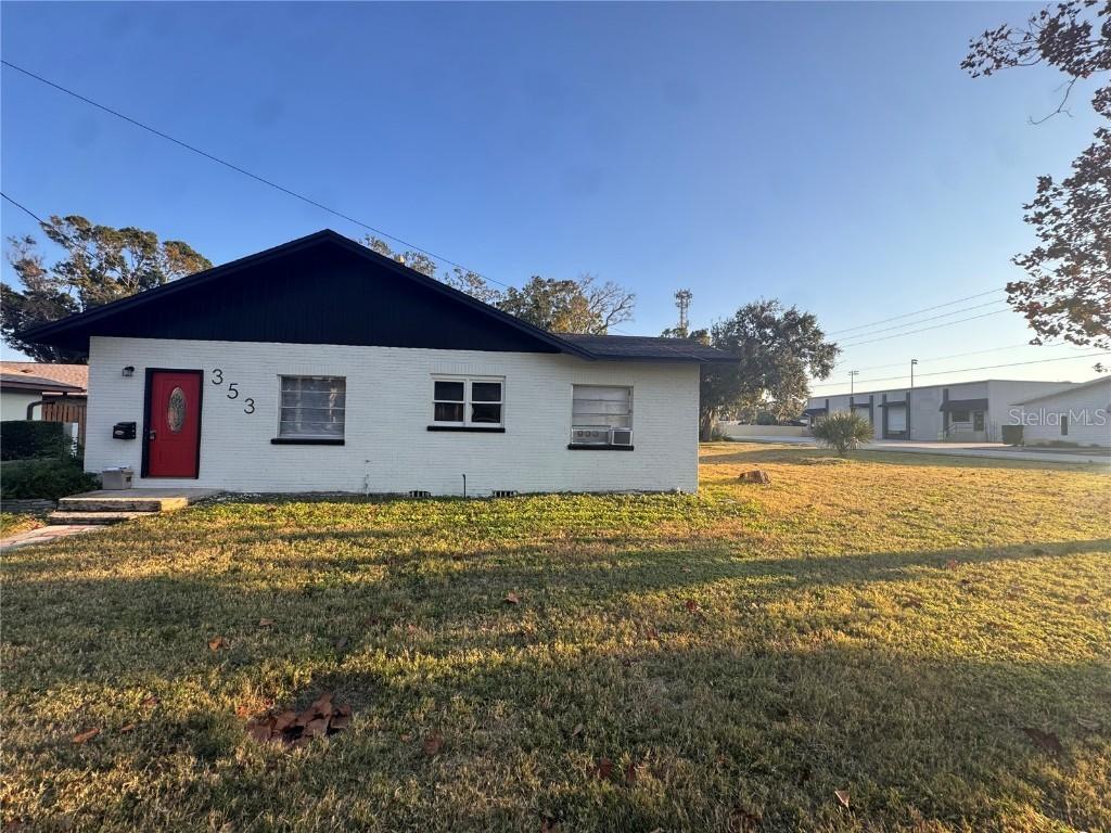 353 Ferndale Ave., South Daytona, FL 32119