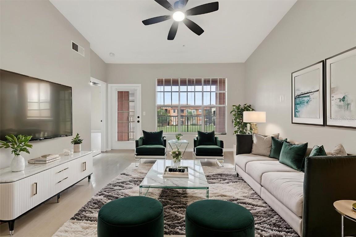 5572 Metrowest Blvd. #304, Orlando, FL 32811