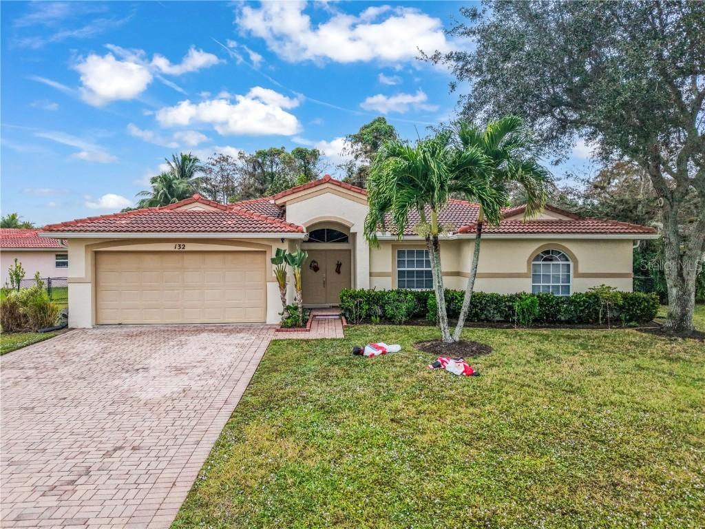 132 Chestnut Cir., Royal Palm Beach, FL 33411