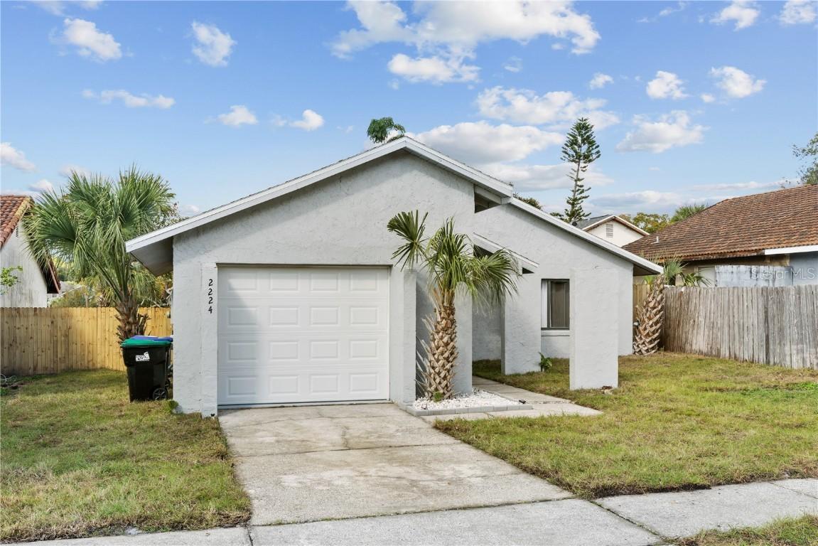 2224 Greenview Cir., Orlando, FL 32808