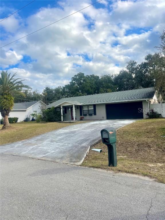 93 Freeport Ln., Palm Coast, FL 32137