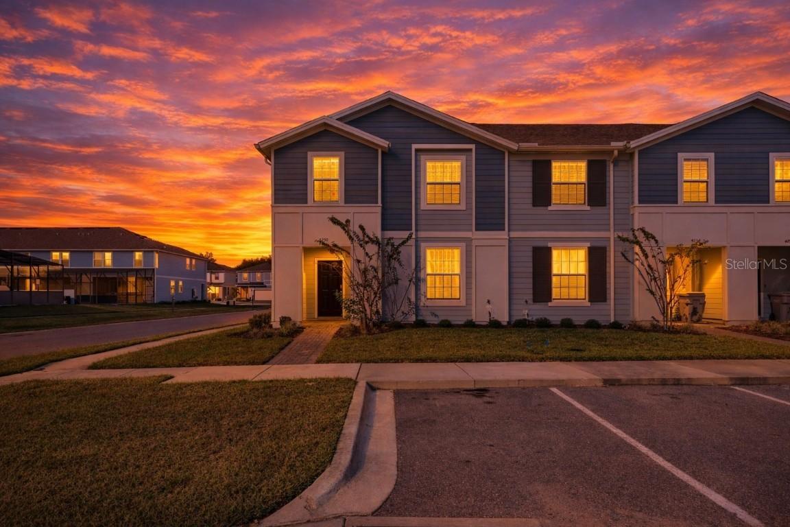 4250 Lana Ave., Davenport, FL 33897