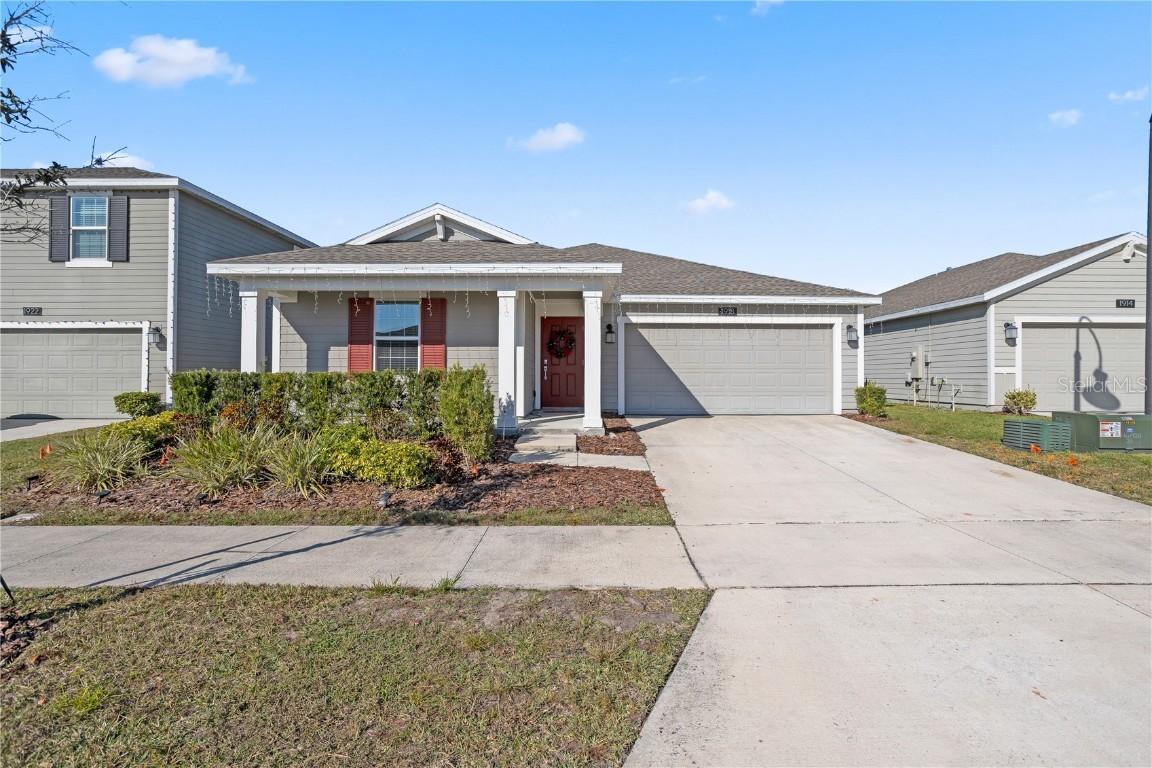 1918 Birnham Wood Bend, Kissimmee, FL 34746