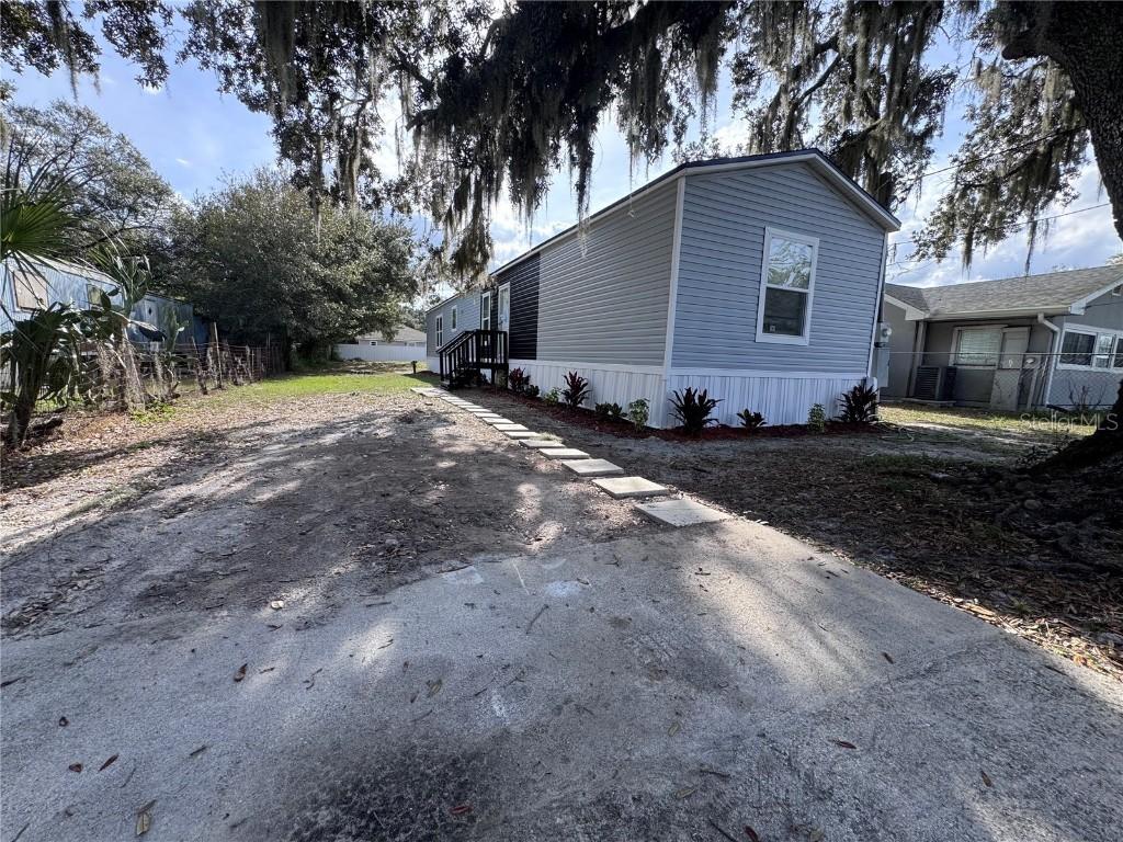 2835 Fletcher Ave., Lakeland, FL 33803