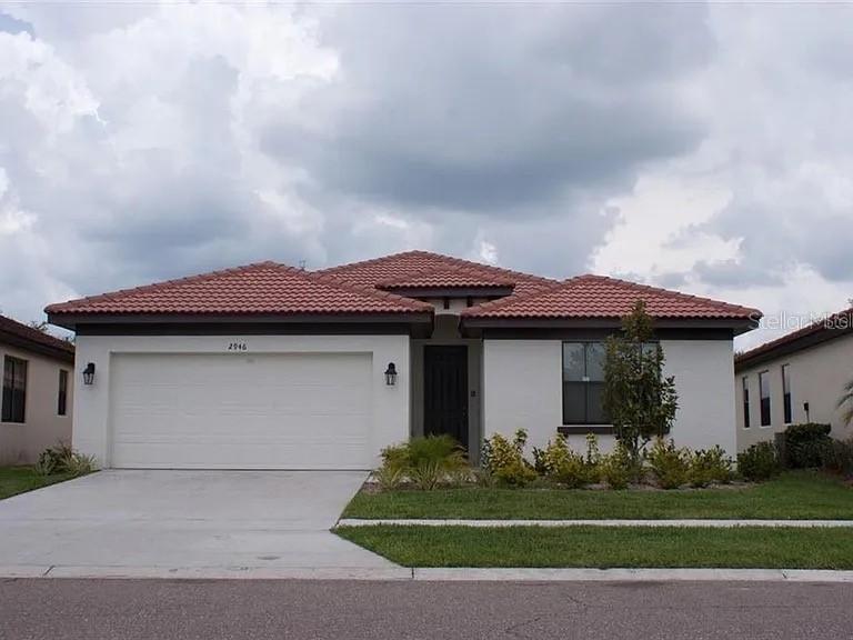 2946 Casabella Dr., Kissimmee, FL 34744