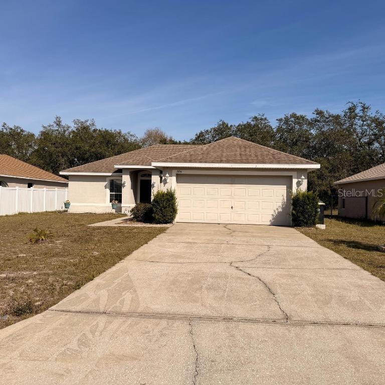 1926 Michigan Ct., Kissimmee, FL 34759