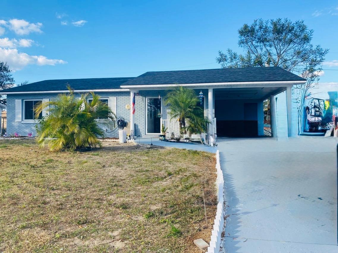 2337 Laura St., Lake Wales, FL 33898