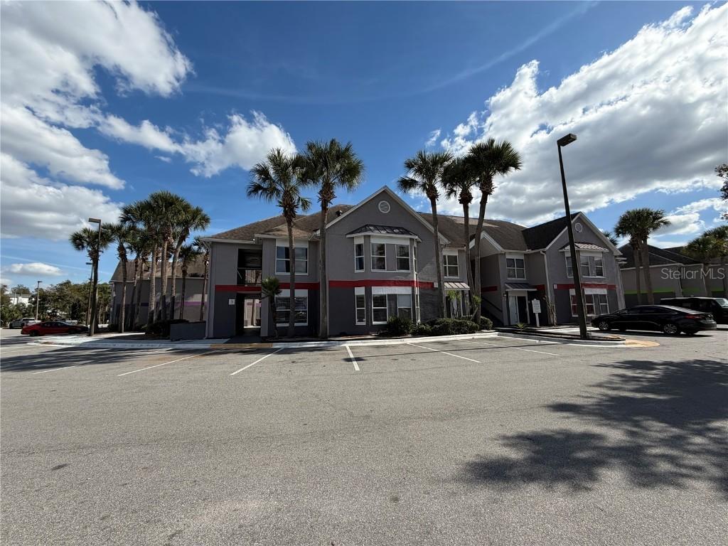 3100 Parkway Blvd. #327, Kissimmee, FL 34747