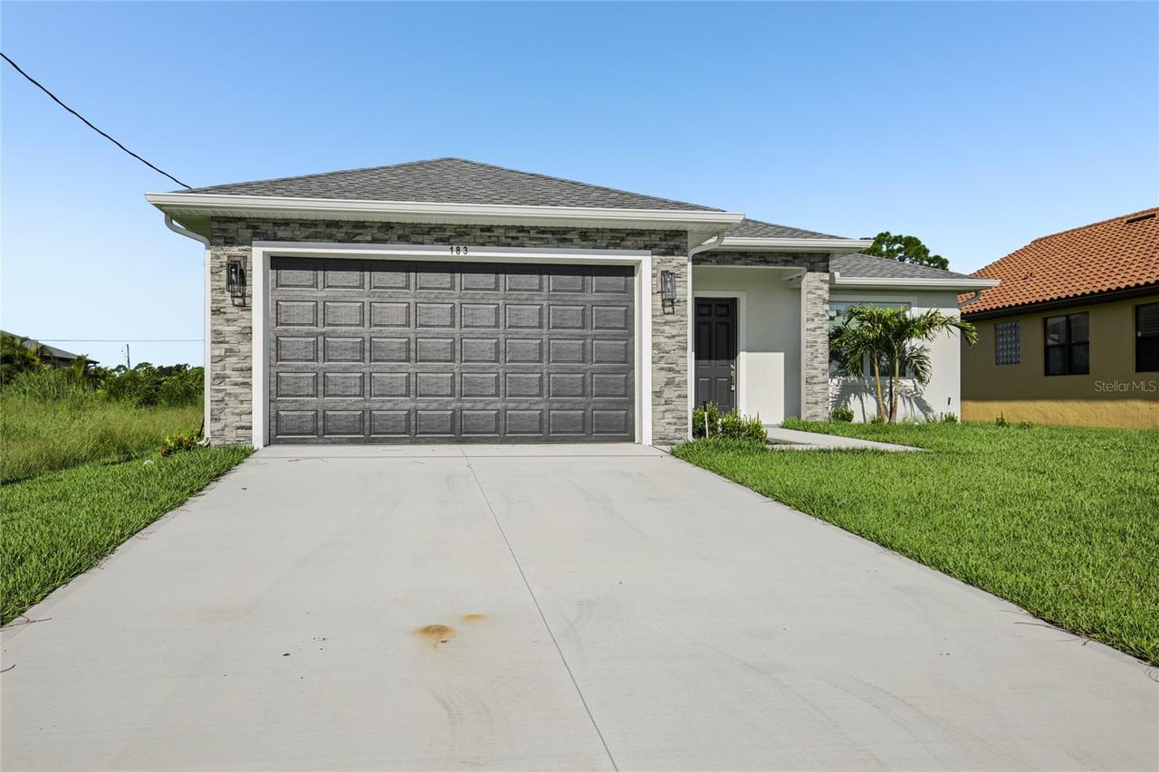 183 Wright Dr., Rotonda West, FL 33947