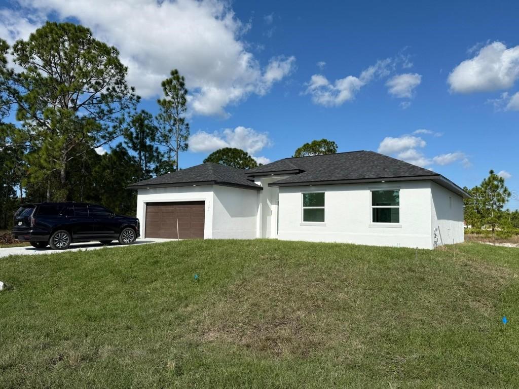 1121 Florence St., Lehigh Acres, FL 33974