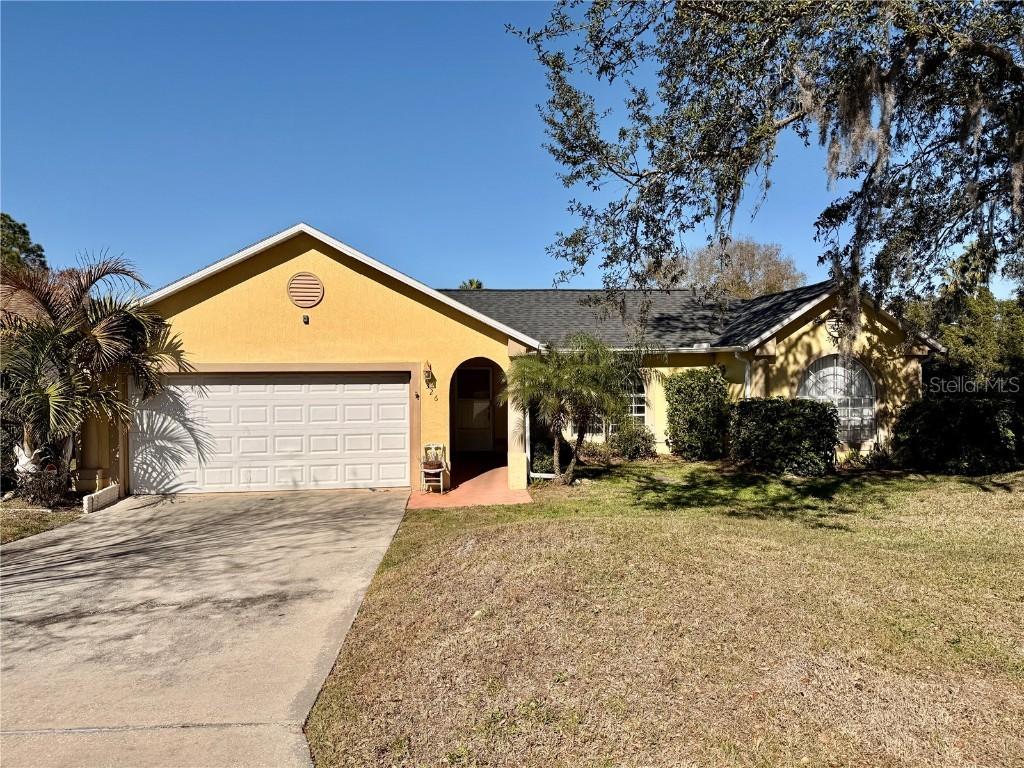 326 Hanging Moss Rd., Davenport, FL 33837