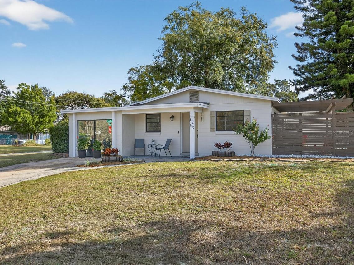 1203 Marie Ave., Apopka, FL 32703