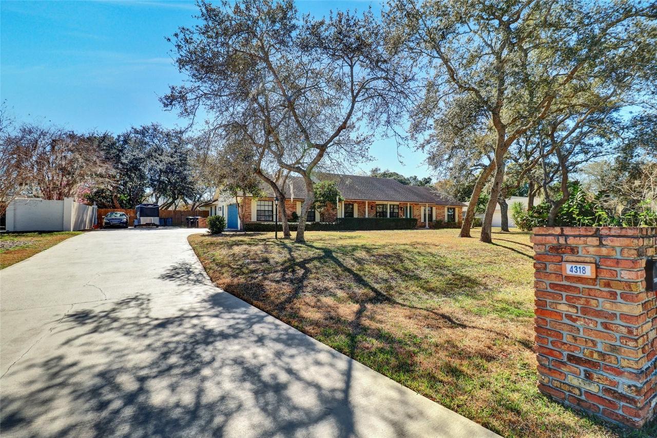 4318 Woodtree Ln., Orlando, FL 32835