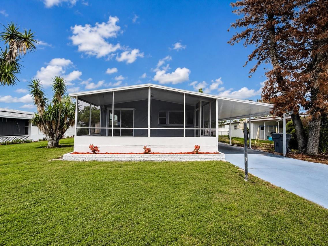202 Caloosa Lake Cir., Lake Wales, FL 33859