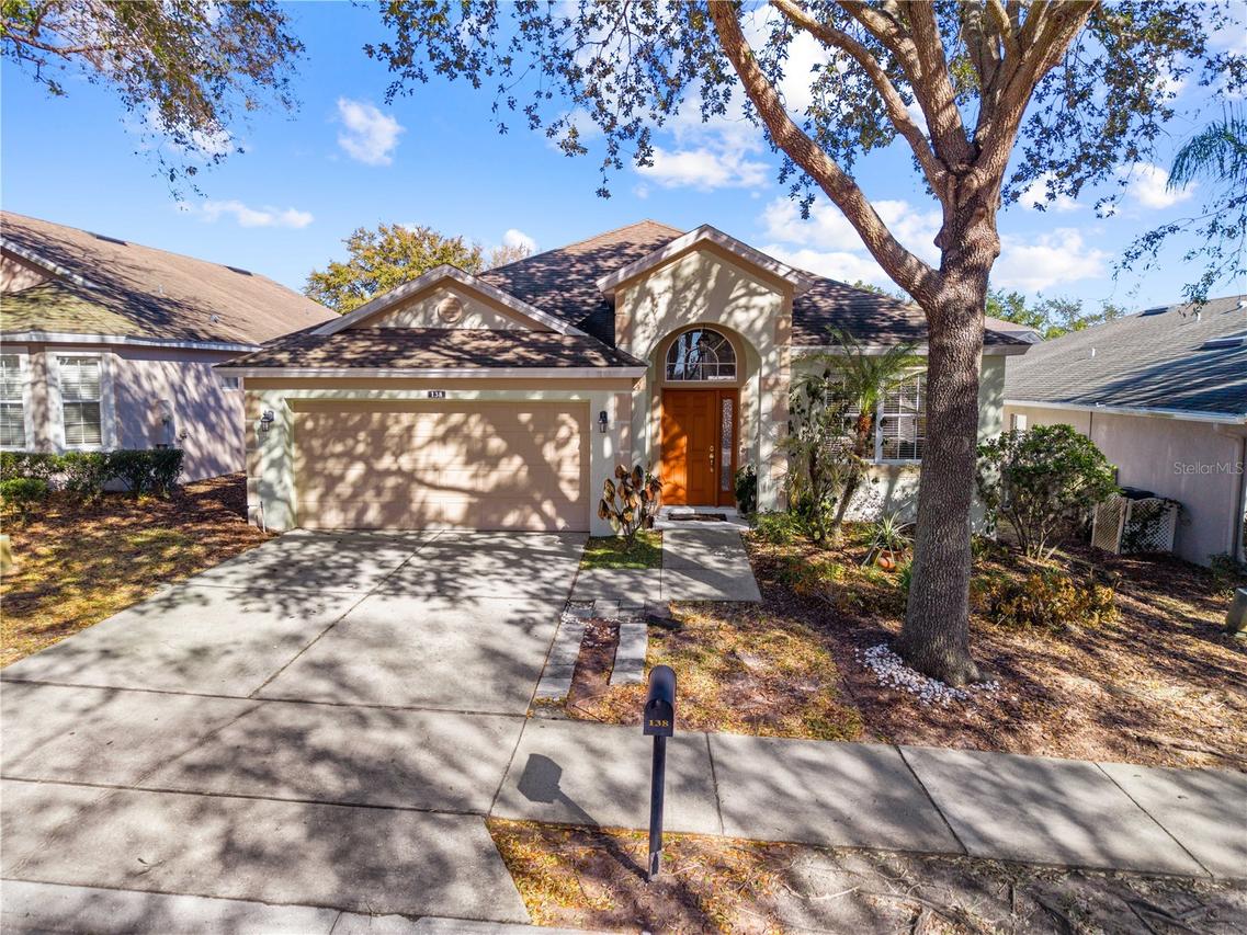 138 Chaucer Ave., Davenport, FL 33896