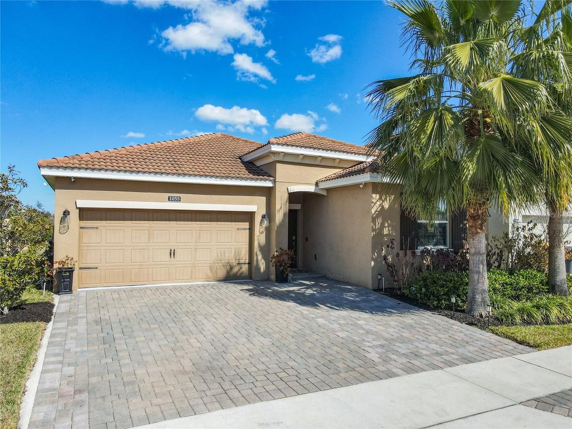 1055 Oak Bluff Dr., Davenport, FL 33837