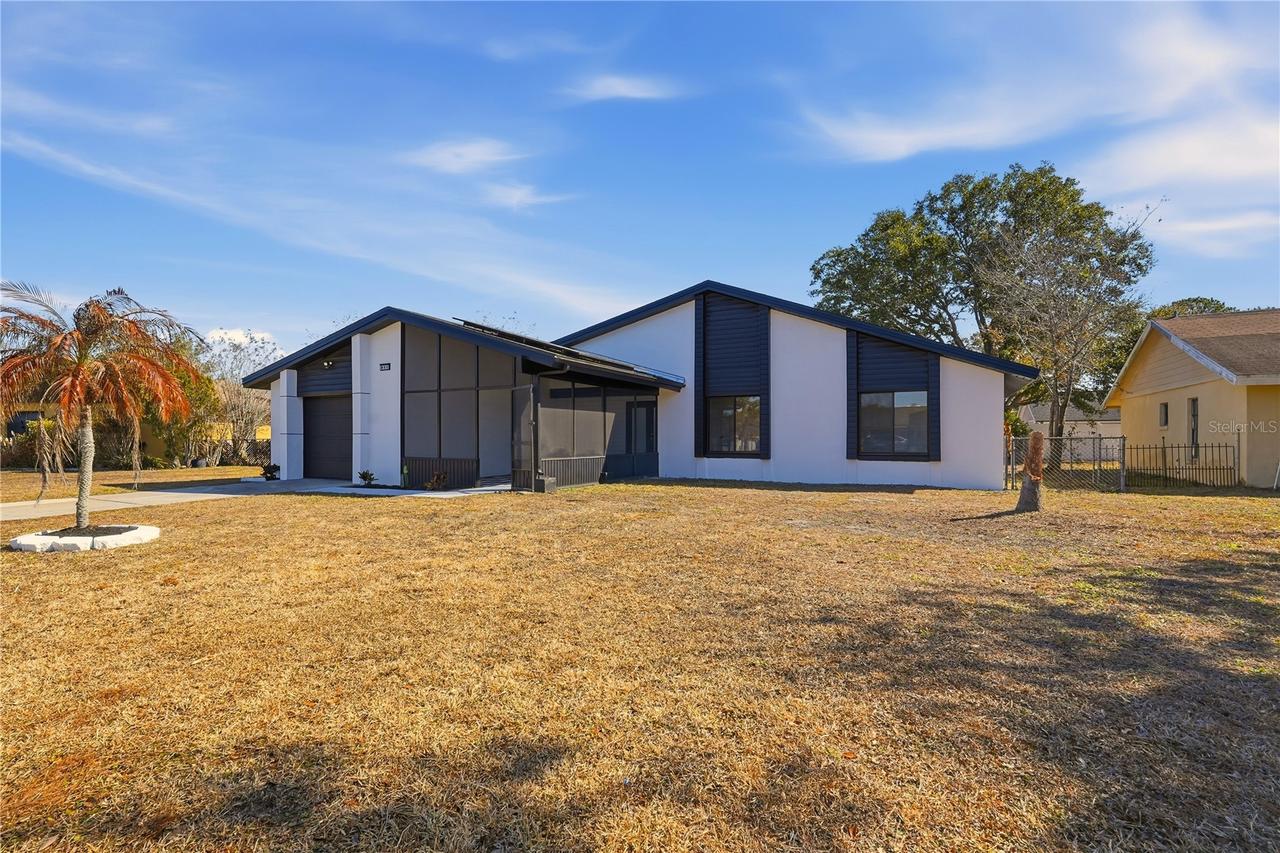 811 E Flag Ln., Kissimmee, FL 34759