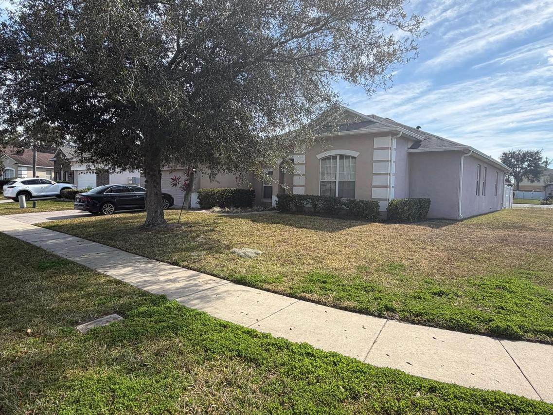 430 Merlot Dr., Ocoee, FL 34761