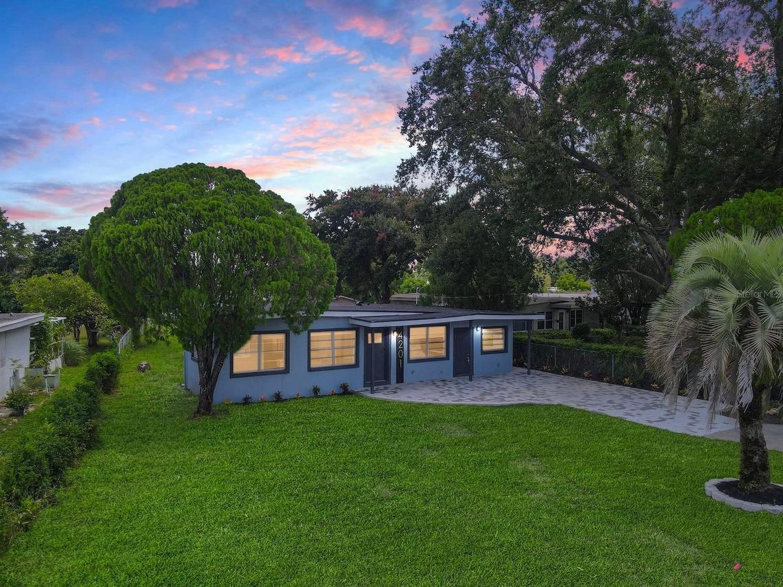 4201 Park Lake St., Orlando, FL 32803