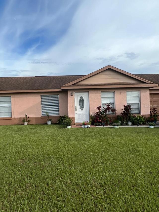 818 Poplarwood Ln., Kissimmee, FL 34743