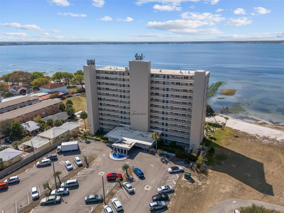 2131 Lakeview Dr. #904, Sebring, FL 33870