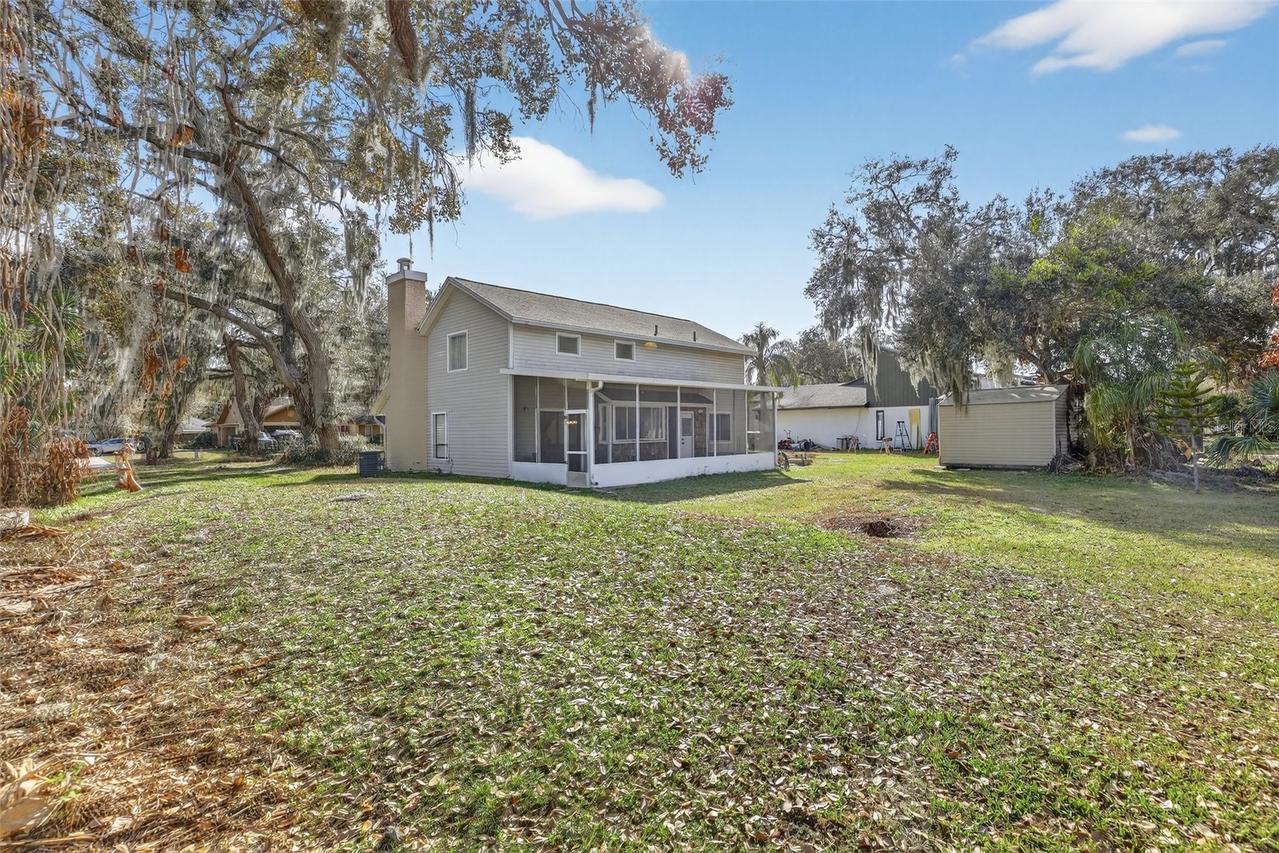 1595 Shady Oak Dr., Kissimmee, FL 34744