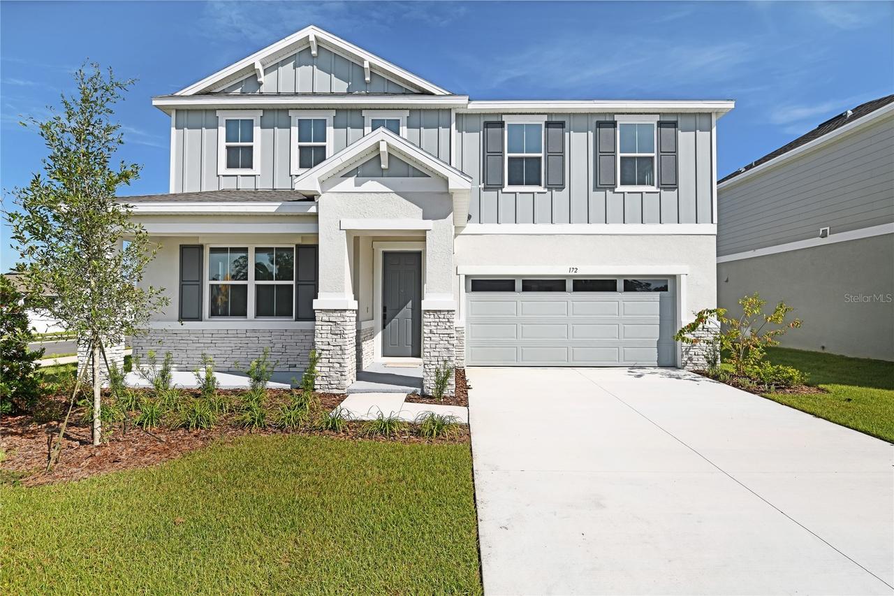172 Flag Lilly Ln., Umatilla, FL 32784