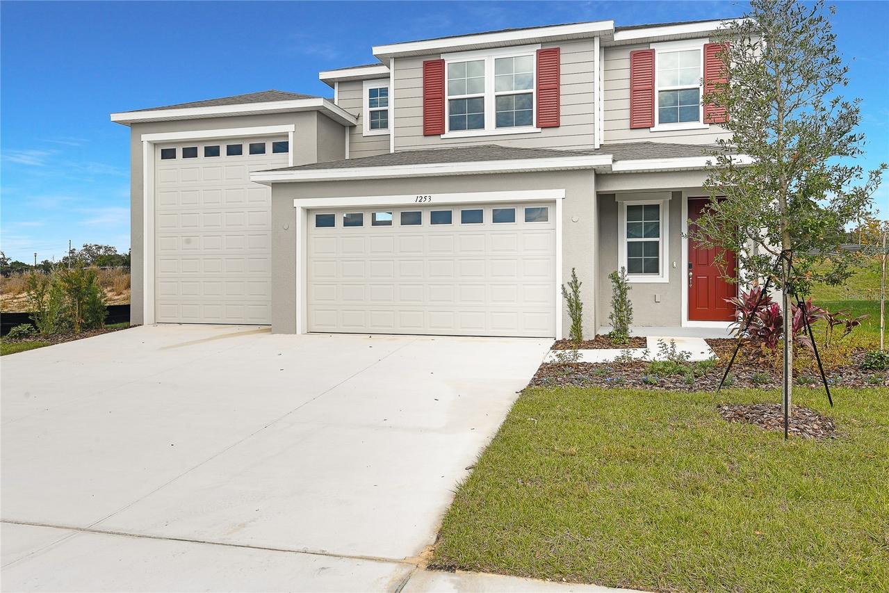 1253 Daisy Hill Ave., Dundee, FL 33838