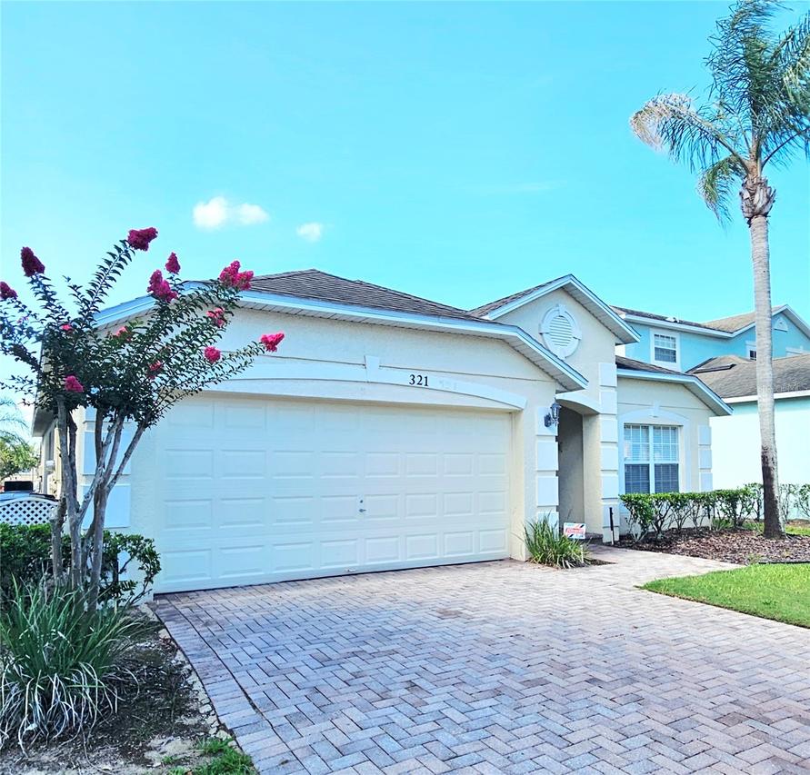 321 Bridgewater Dr., Davenport, FL 33897