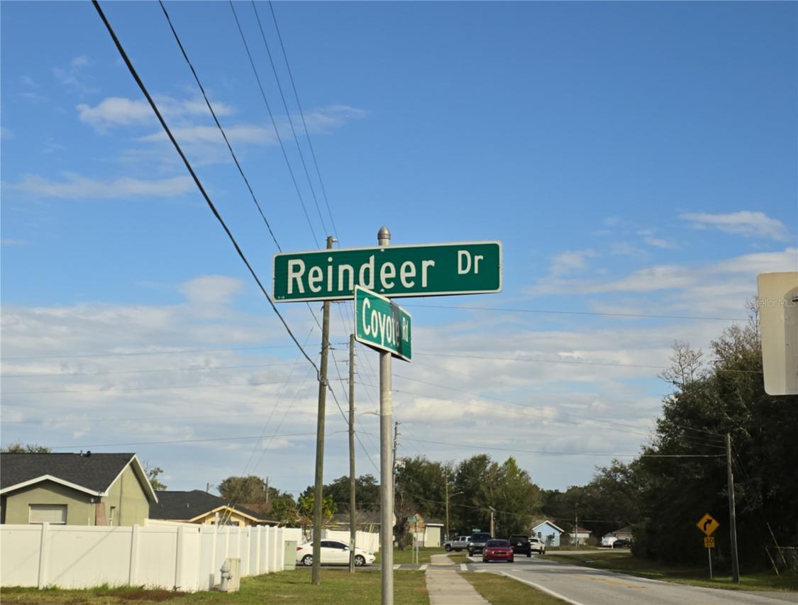 646 Reindeer Dr., Kissimmee, FL 34759