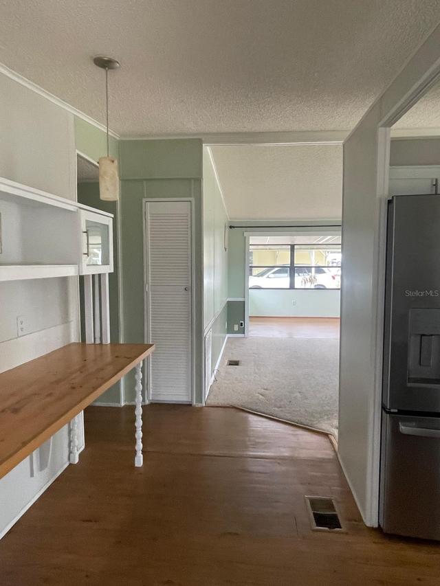 2839 Manatee Rd, Tavares, FL 32778