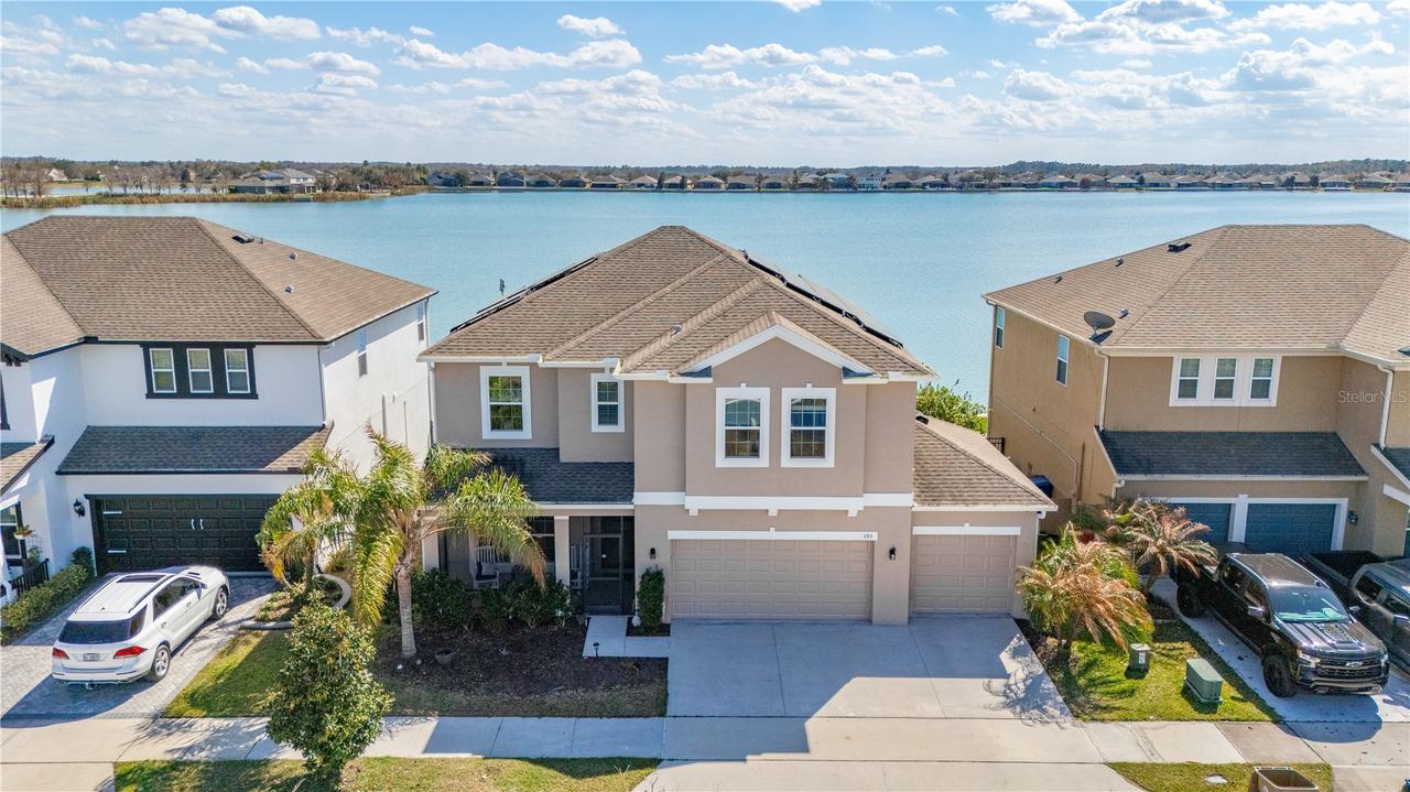 395 Blue Cypress Dr., Groveland, FL 34736