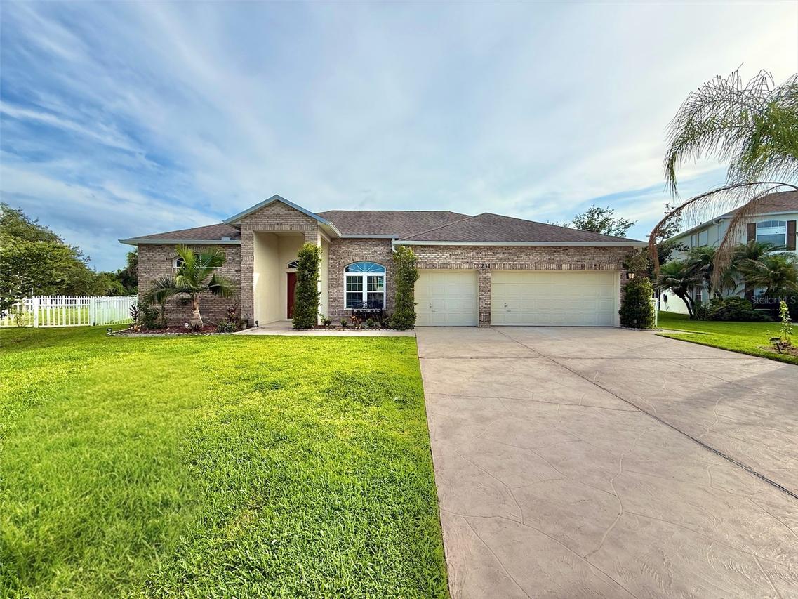 231 Strathmore Cir., Kissimmee, FL 34744