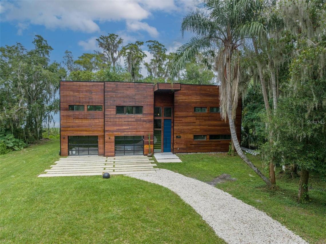 3807 S Semoran Blvd., Orlando, FL 32822