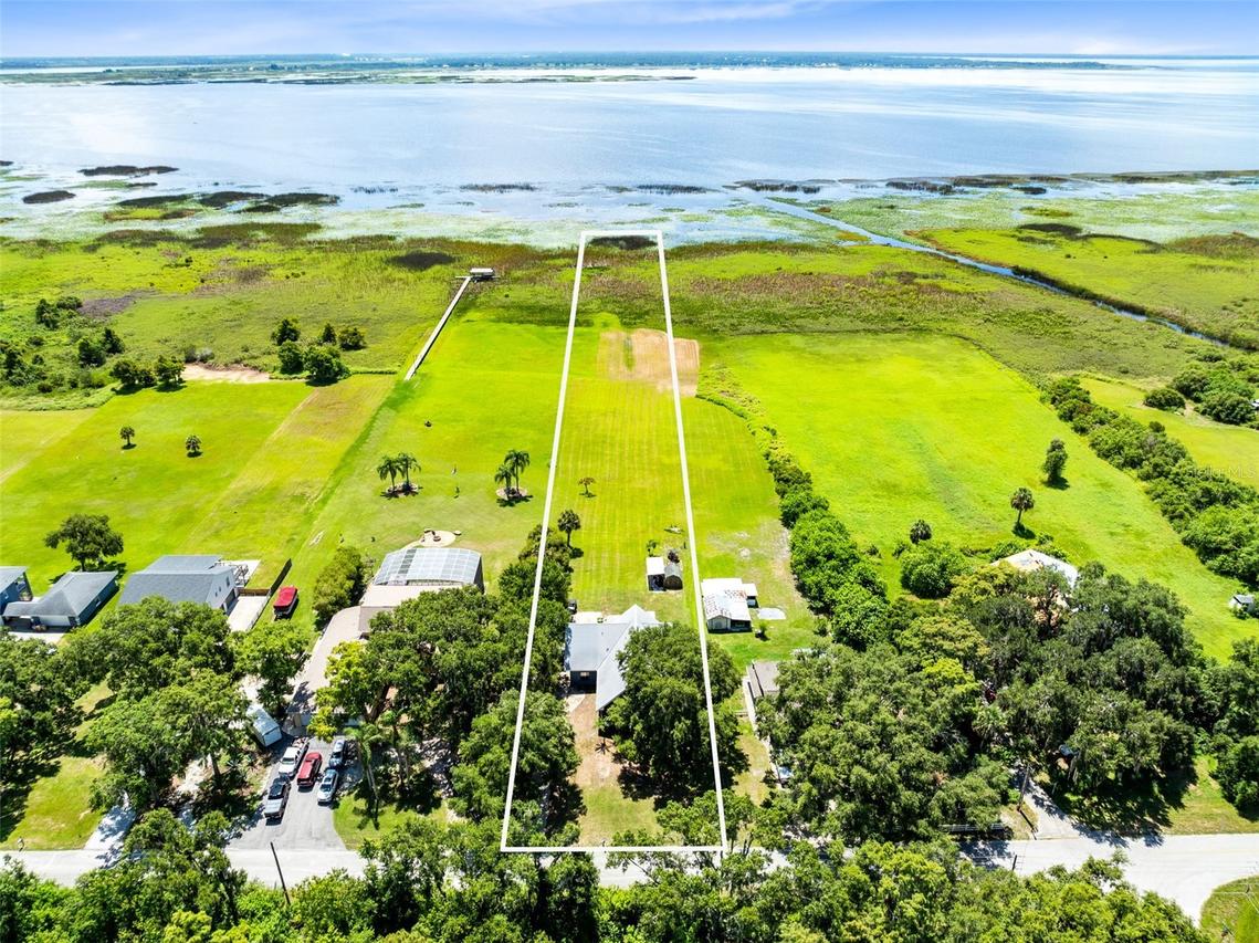 2541 Ridgeway Dr., Kissimmee, FL 34746