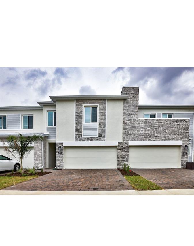 232 Nine Iron Dr., Davenport, FL 33896