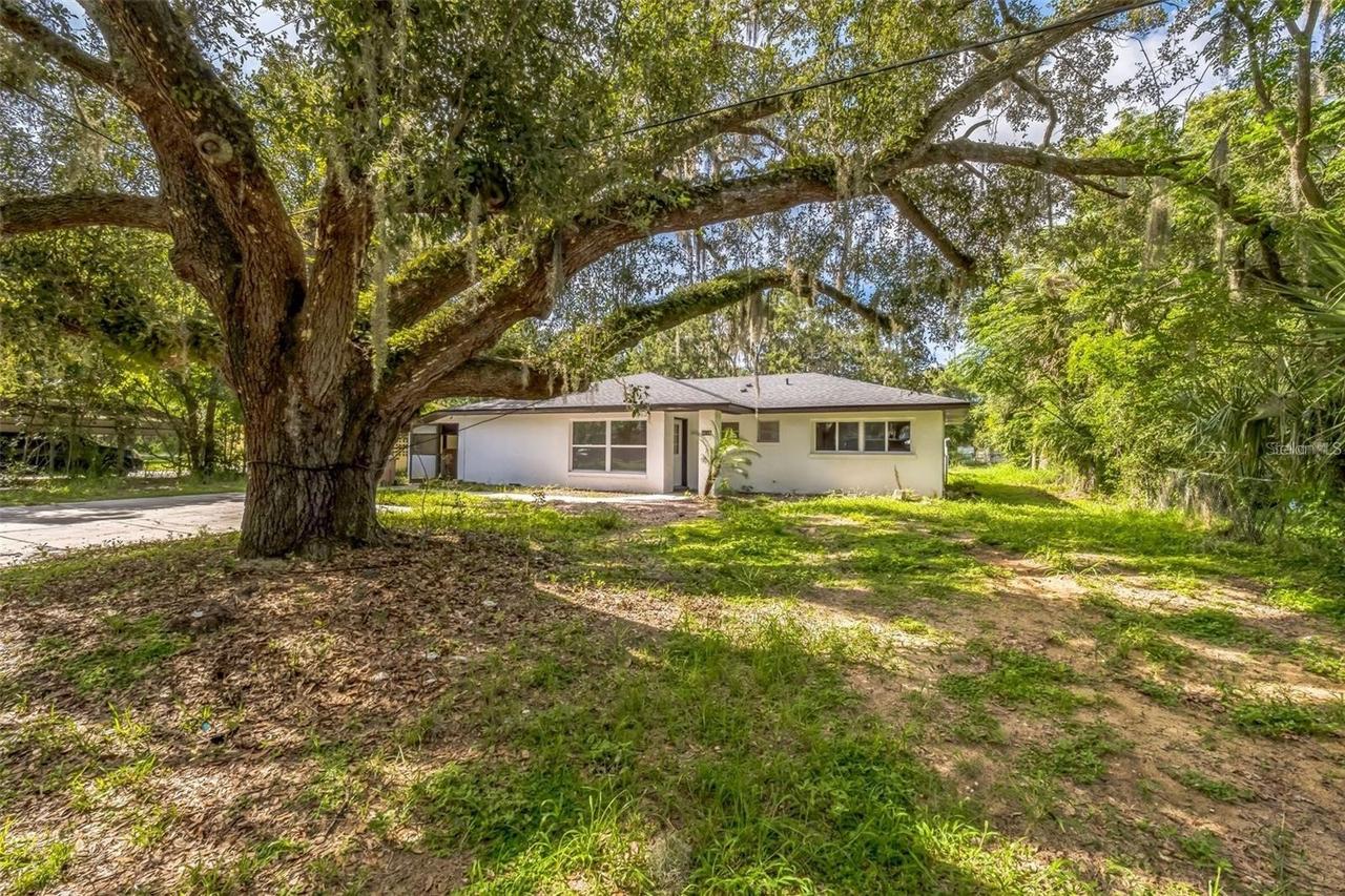 4212 Harry Dr., Fruitland Park, FL 34731