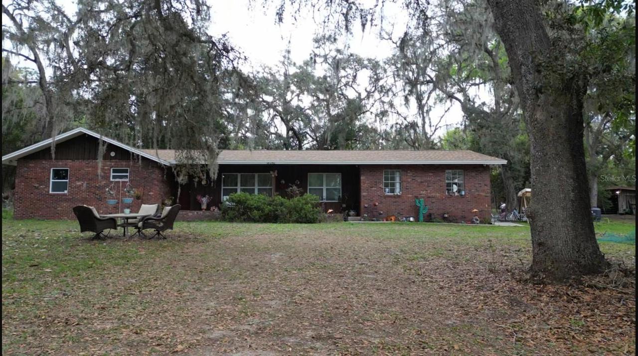 18240 Mount Olive Dr., Dade City, FL 33523